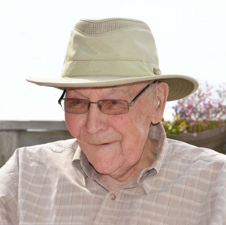 Les Jardins commémoratifs SaintGermain Babin, Monsieur JeanRené